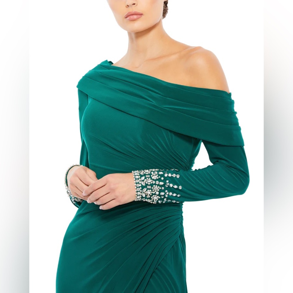 Mac Duggal Emerald Asymmetrical‎ Jeweled Gown - Picture 4 of 5